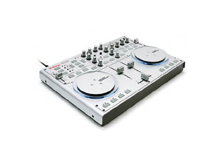 DJ MIDI CONTROLLER  VCI-100�ɂ��Ă̊��z�E�]���E���R�~�i�N�`�R�~�j�����L�����������B