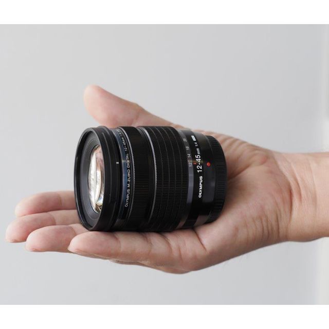 M.ZUIKO DIGITAL ED 12-45mm F4.0 PRO 標準ズームレンズ