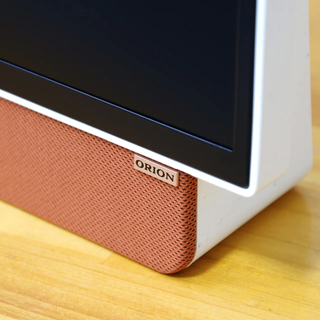 【極美品】オリオン　ORION 液晶テレビ　24型　スピーカー全面　リモコン付き 極美品】オリオン ORION 液晶テレビ 24型 スピーカー全面