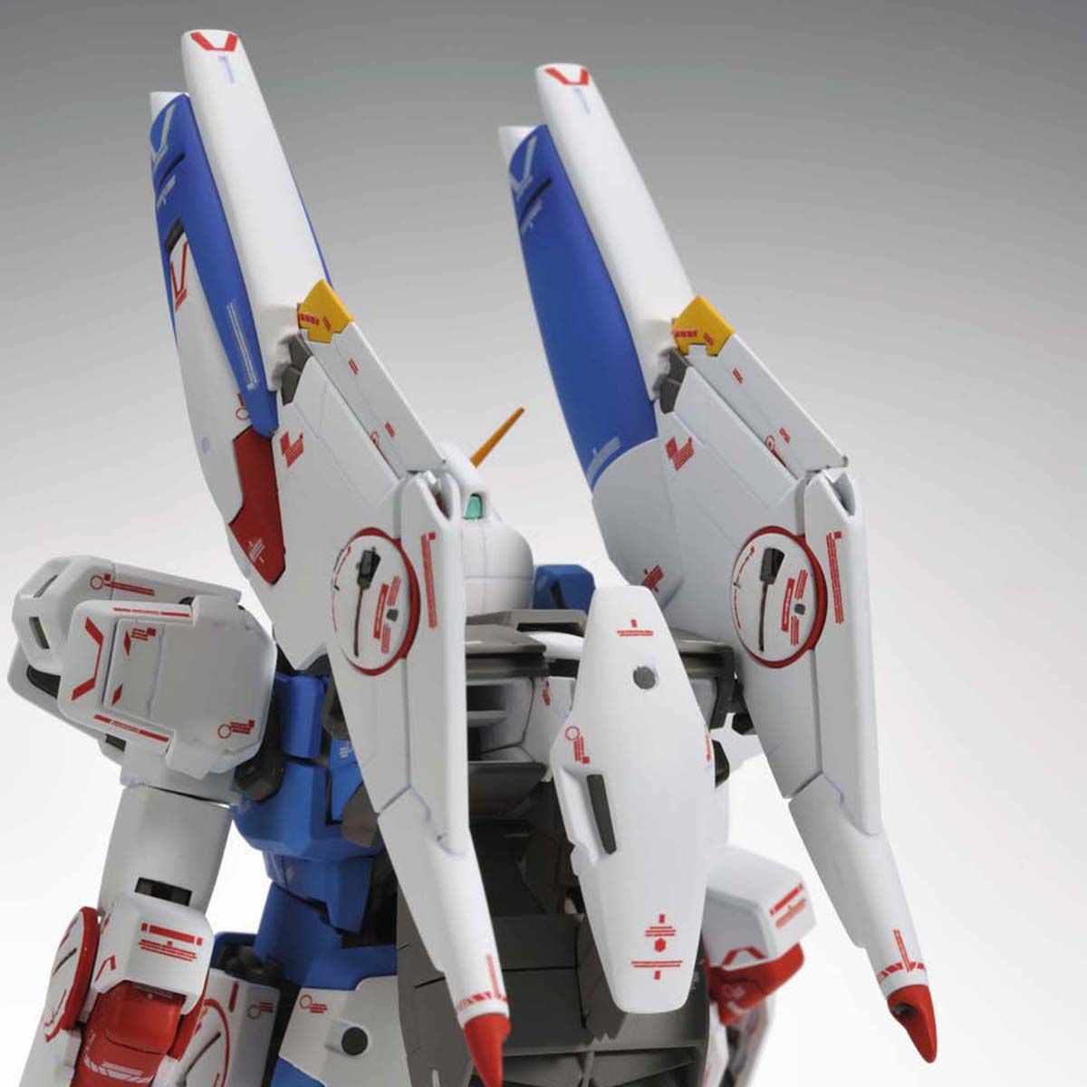 BANDAI SPIRITS バンダイスピリッツ MG 1/100 機動戦士Vガンダム V