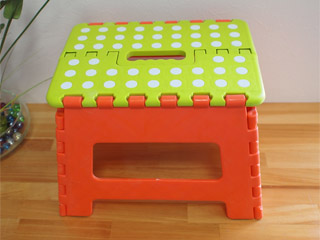 Crafter Stool �܏�� �X�e�b�v�� M�T�C�Y �I�����W BLC-311OR�ɂ��Ă̊��z�E�]���E���R�~�i�N�`�R�~�j�����L�����������B