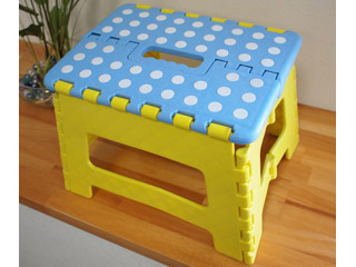 Crafter Stool �܏�� �X�e�b�v�� M�T�C�Y �C�G���[ BLC-311YE�ɂ��Ă̊��z�E�]���E���R�~�i�N�`�R�~�j�����L�����������B