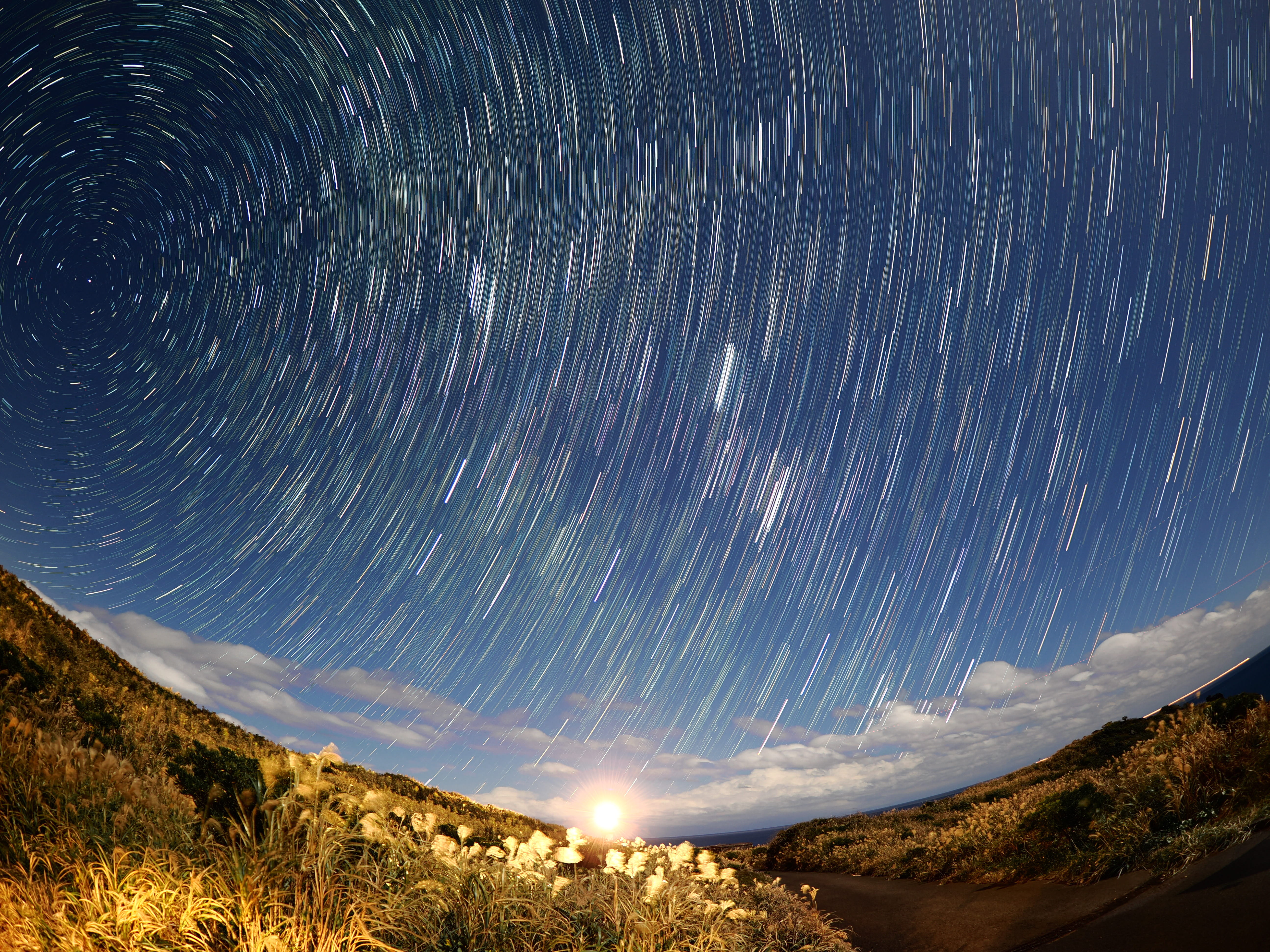 OM SYSTEM OM-3 M.ZUIKO DIGITAL ED 8mm F1.8 Fisheye PRO, 25�b, F1.8,ISO800, 0EV,WB�I�[�g,�J���[�v���t�@�C���R���g���[�� ���C�u�R���|�W�b�g62�R�}